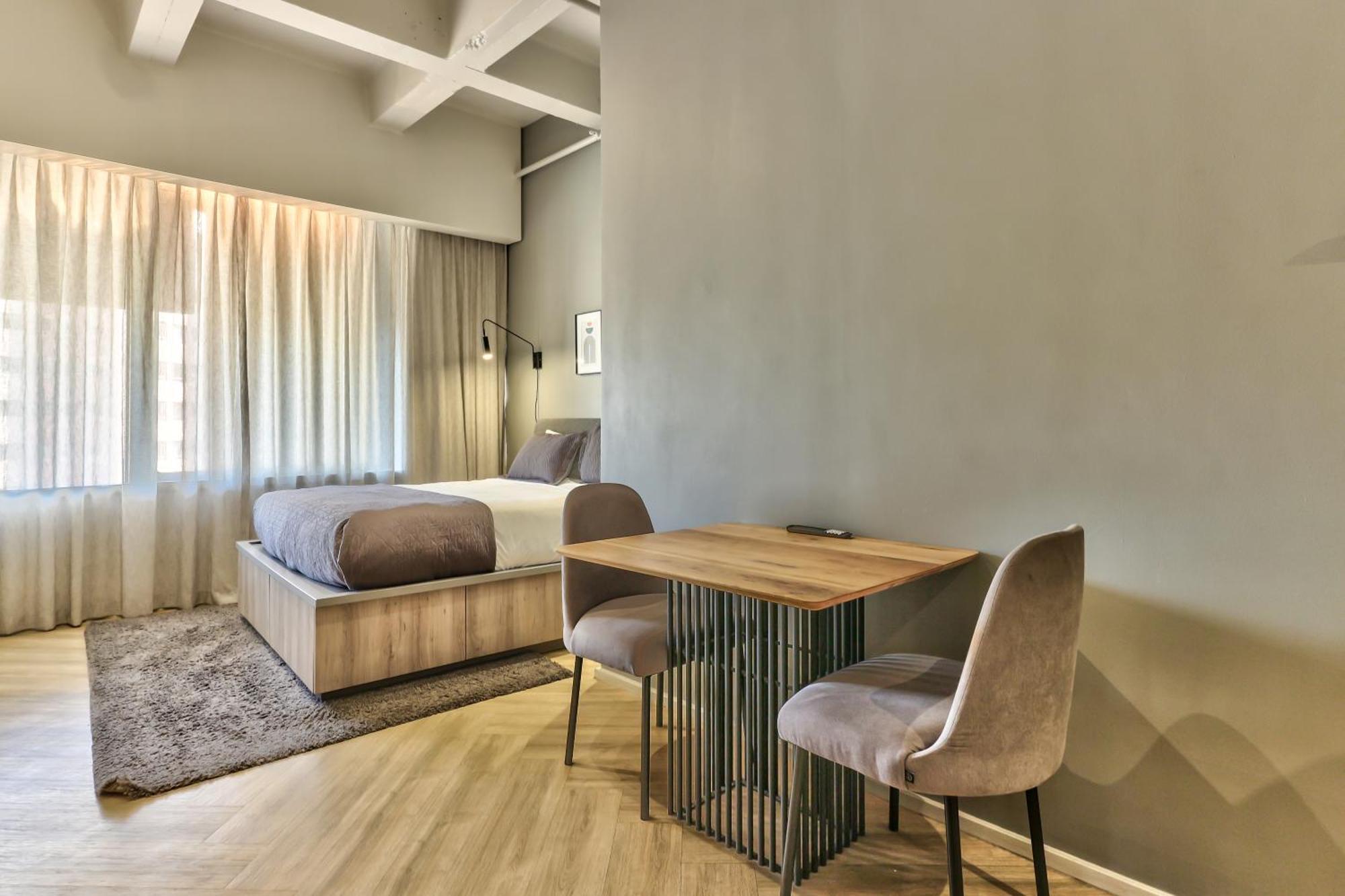Hotel Wink One Thibault *