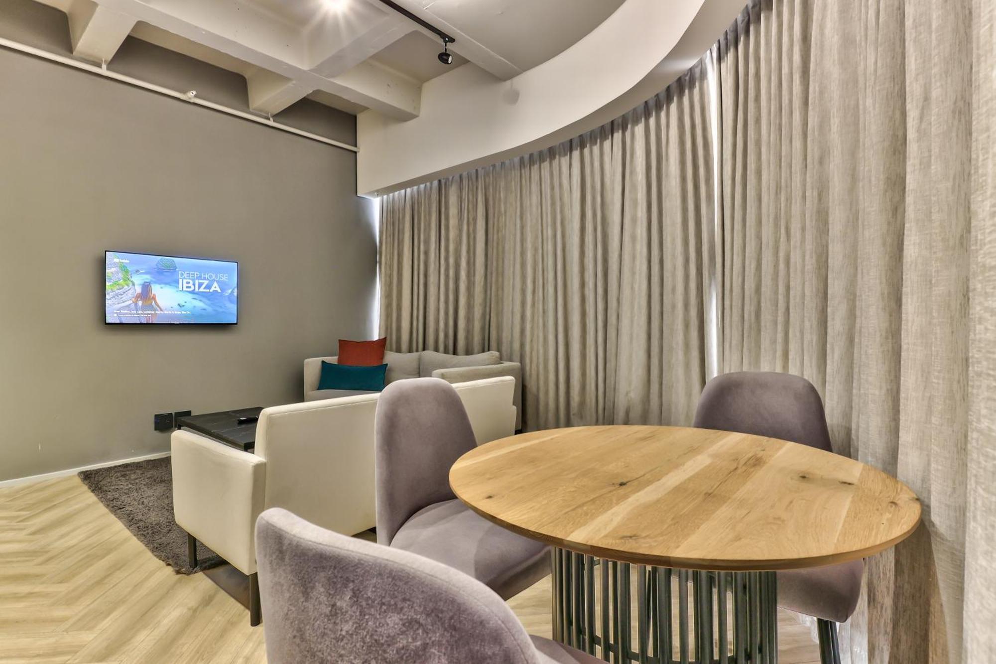 Wink One Thibault * Cidade Do Cabo